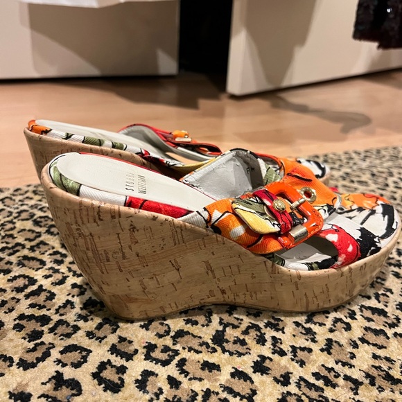 Colorful Wedge Sandals - Picture 2 of 5